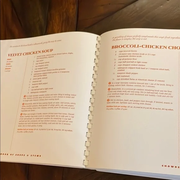 ✨Better Homes and Gardens Biggest Book of Soups & Stews. - Picture 7 of 10